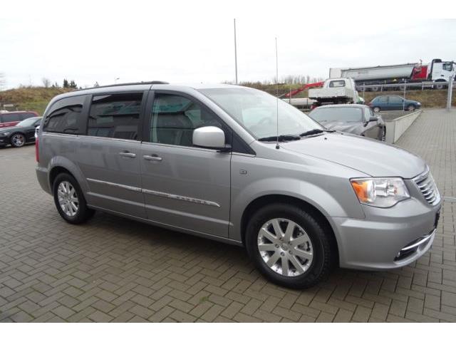 Left hand drive CHRYSLER GD VOYAGER Town & Country.Automati